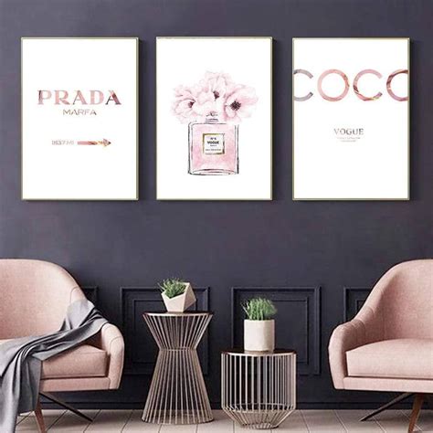 Tableau Coco Chanel Et Prada .